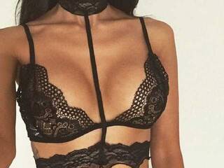 Еротичний відеочат Jaklina