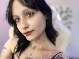 Еротичний відеочат EsterErdmond