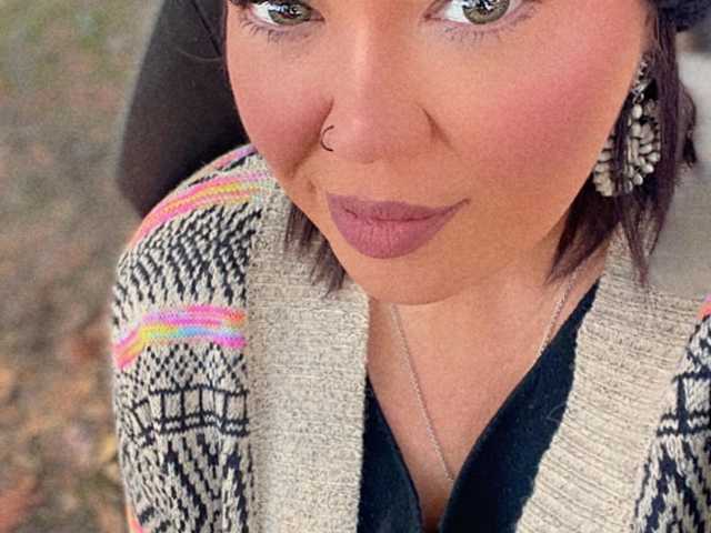 Фото профілю Jennintheview