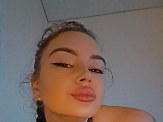 Еротичний відеочат JewelJugz