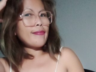 Еротичний відеочат Juicylinky