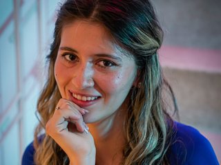 Еротичний відеочат julieth-love