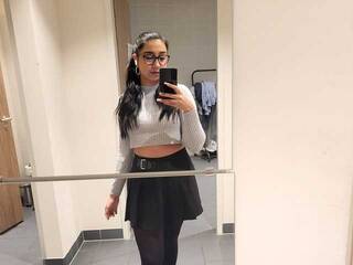 Еротичний відеочат JulietShy