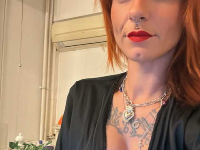 Фото профілю MademoiselleJuliette