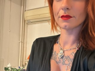 Еротичний відеочат MademoiselleJuliette