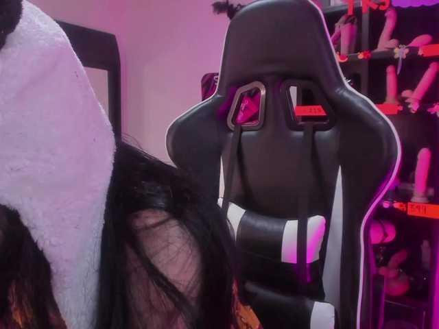 Скріншоти передачі Junewilliams