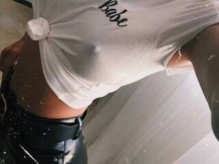 Еротичний відеочат --__-