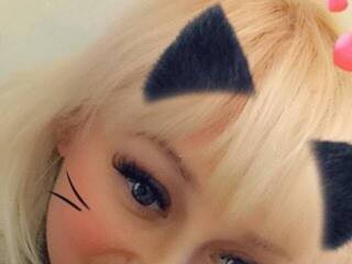 Еротичний відеочат K0rtney