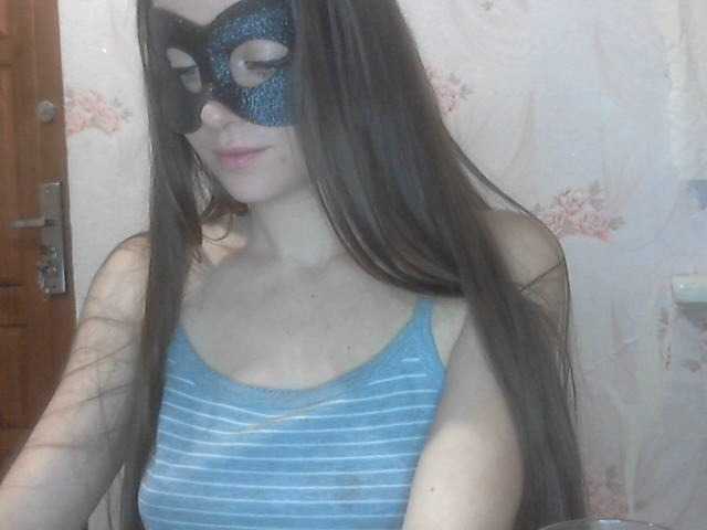 Фотографії Karamell-1 if you like, put a heart)) undress me 200 tokens take off the mask 5000