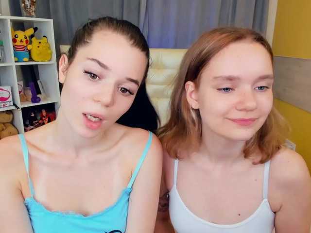 Фотографії KarenHeidi Hey guys❤️ Our name are Heidi and Kylie. Welcome in my room Full naked in Pvt❤️