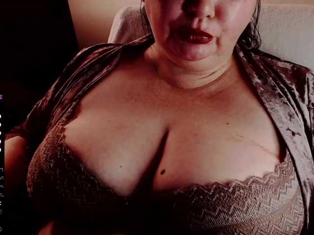 Фотографії KarinaXx new toy#open boobs-60ass-100naked-1000privat