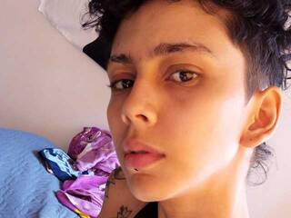 Еротичний відеочат Karla98