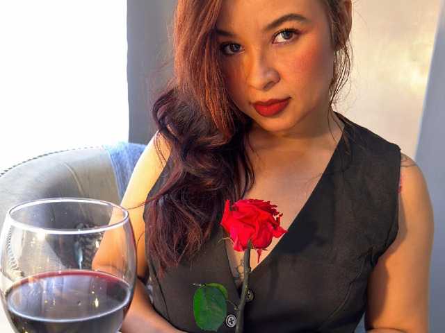 Фото профілю Karlaliones