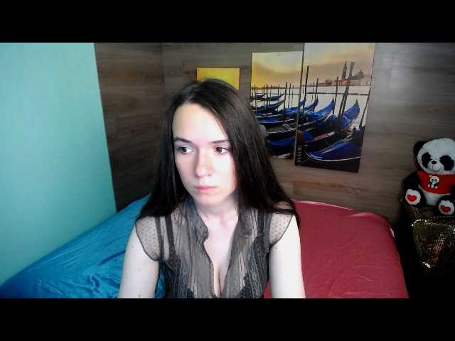 Скріншоти передачі KatieViolet