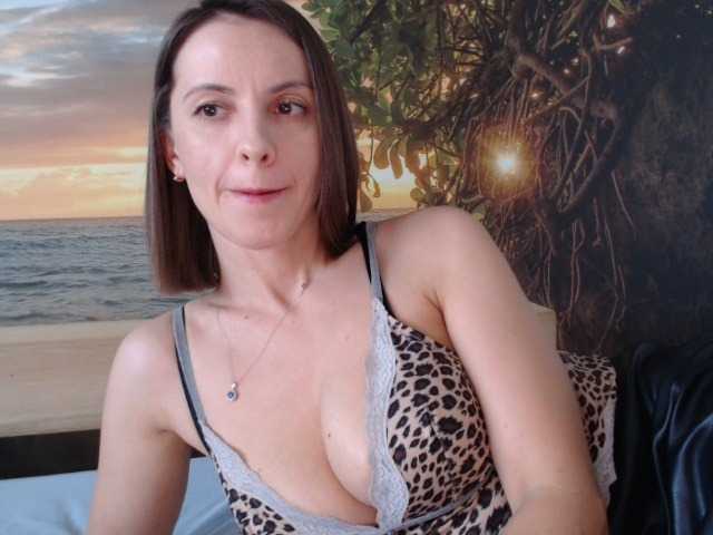 Скріншоти передачі MissJoliSourire