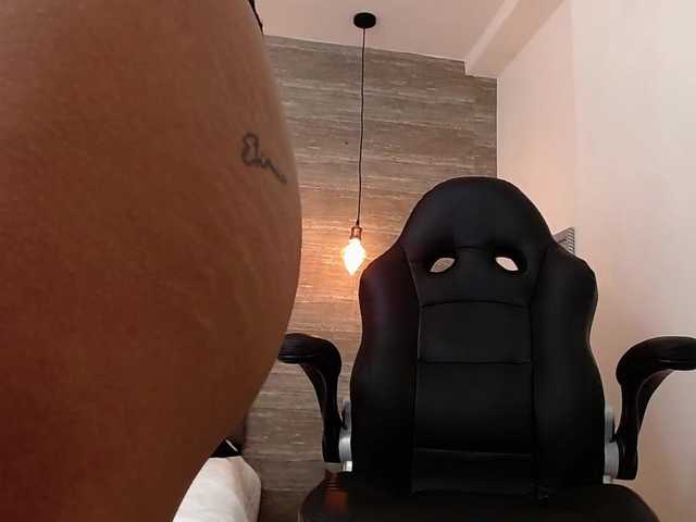 Фотографії katrishka What's up handsome! this is a new day to come and fun with me, I promise you an exciting time ;) ;) // At goal: nipple playing and POV Blowjob 166 / 0 for reach goal