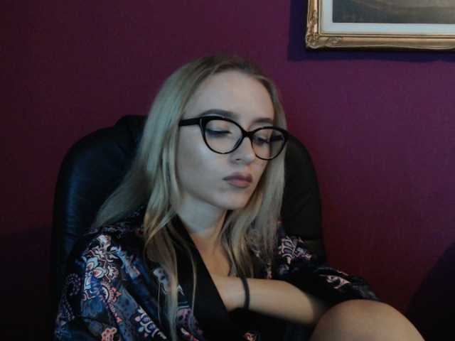 Скріншоти передачі kendrabanks