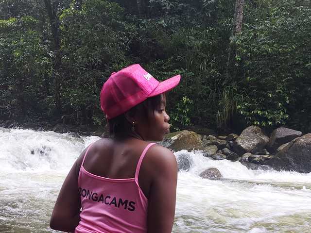 Фото профілю KenyaAgu