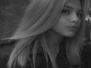 Еротичний відеочат Kestlin7