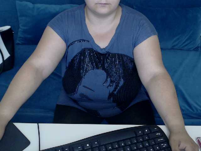 Фотографії KinkycurvyAss hey guys welcome in my lovense is on make me wet and squirt muahhh@Notice: Lovense Lush - Interactive Toy That Responds to Your Tips Notice ENJOY MY BIRTH
