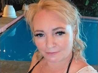 Еротичний відеочат KiskaLeila