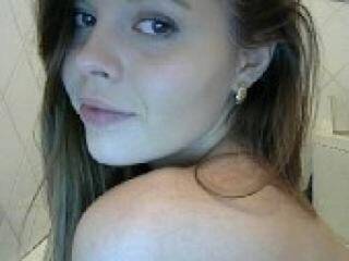 Еротичний відеочат kissesu