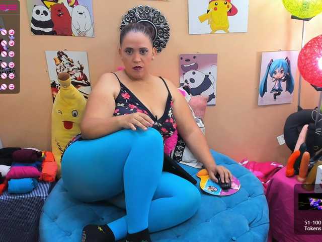 Фотографії Kristal_24 curvy, bigboobs, mistress, dominaty, pantyhose, mature, bigass,latina