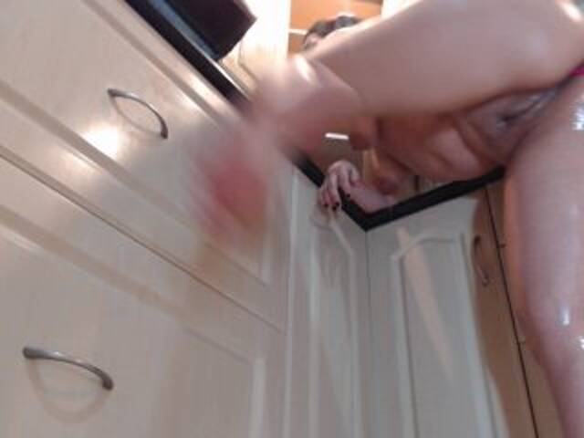 Скріншоти передачі KloeAss