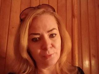 Еротичний відеочат KlorissDenvi