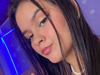 Еротичний відеочат KrissSweetBoobs