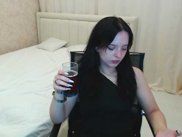 Скріншоти передачі KristiSilk