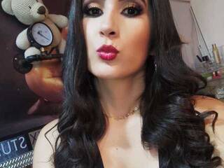 Еротичний відеочат KristyDarlin1