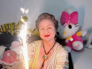 Еротичний відеочат LADYQUEEN520