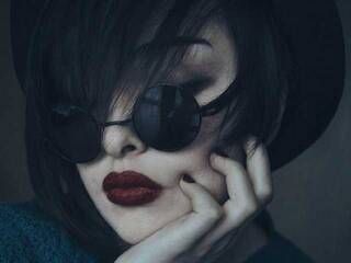 Еротичний відеочат ladyvamp18