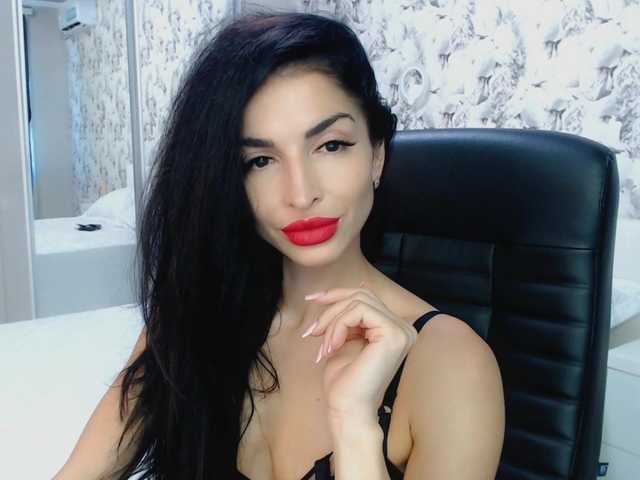 Скріншоти передачі LaEmperatriz