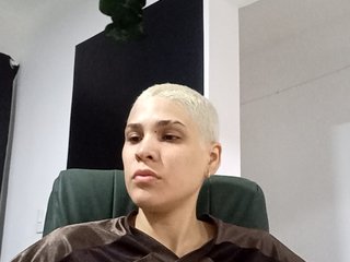 Еротичний відеочат LauraR