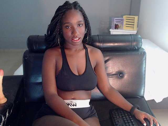 Фотографії LeslySmith Hey Dear!! Make Me Bounce And Make Me Wet With Your Vibrations ♥|| AT GOAL: FINGER IN MY PUSSY AND ANUS + FUCK SHOW #ebony #bigass #latina #anal #new 250