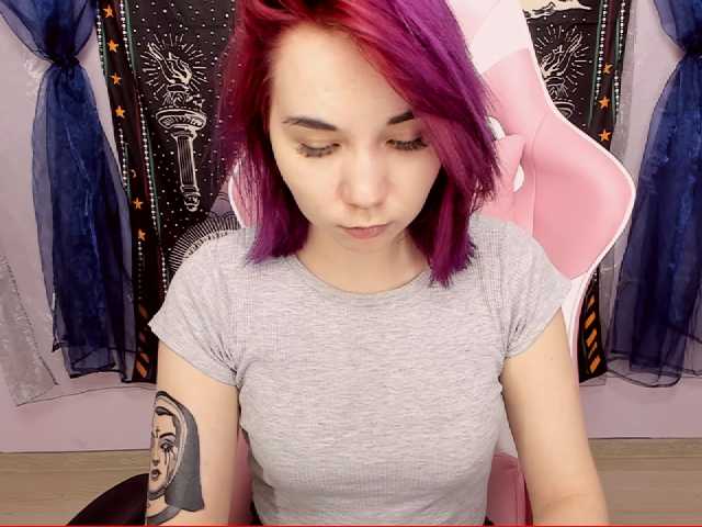 Скріншоти передачі LessiFox