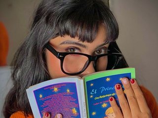 Еротичний відеочат lili-swam