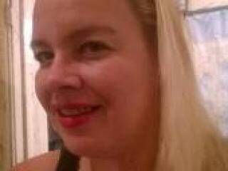 Еротичний відеочат liloukiss