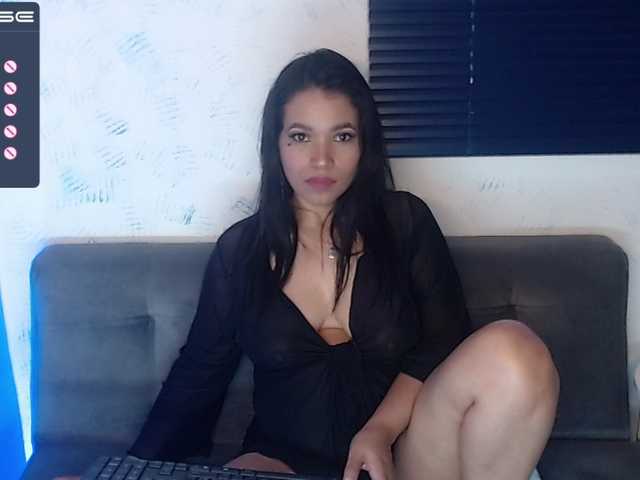 Фотографії LissaHilman I feel naughty!!!♥ -Goal: Ride my Dildos #bigboobs #latina #anal #deepthroat