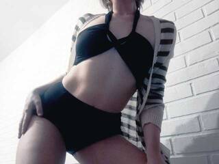 Еротичний відеочат LonelyKira