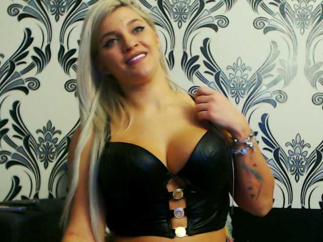 Фотографії LoreHottie Welcome! ❤ ❤ Lush on! ❤ #bigboobs #squirt #toys #anal #french #mistress #joi #cei #cuckold #femdom #snapchat #lush #domi