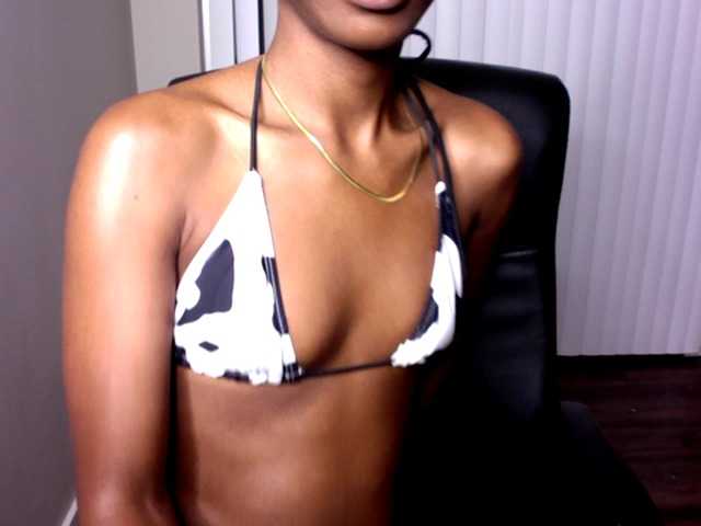 Фотографії LovingNina Sweet Ebony . Small Tits with Puffy Nipples 8=TO PM. 25=BEND OVER. 55=FLASH TITS. 250=FLASH ASS HOLE .192=GET NUDE.288=FLASH EVERY HOLE
