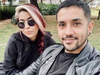 Еротичний відеочат LowBass13