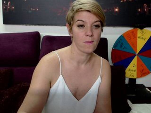 Скріншоти передачі LuanaSummeryX