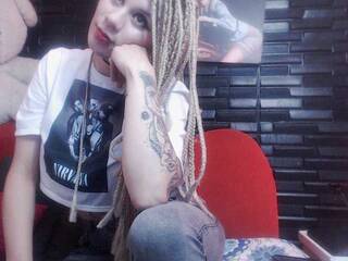 Еротичний відеочат lucier-evil