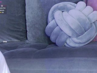 Еротичний відеочат LucyRouse