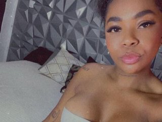 Еротичний відеочат lucyhot4