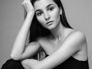 Еротичний відеочат Lunaai